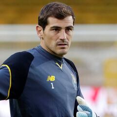 Pinto da Costa: "Iker Casillas siempre es noticia, juegue o no"