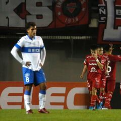 El peor recibimiento a Holan