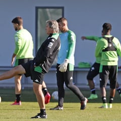 Pellegrini: "Esta plantilla tiene todo mi respaldo"