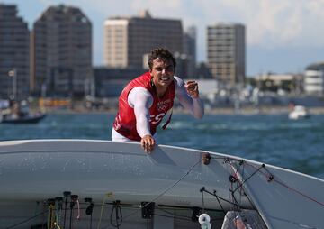 Jordi Xammar celebra la medalla de bronce