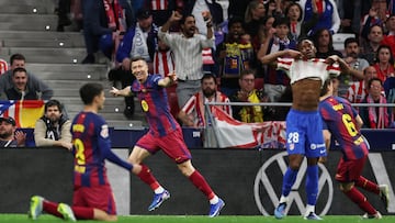 Lewandowski celebra su gol en el Metropolitano.