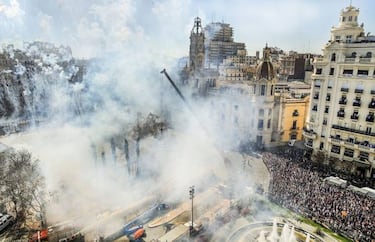 Las mascletás y castillos de las Fallas 2017 en Valencia