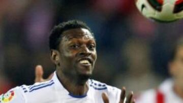 Adebayor, titular, y Pepe, suplente ante el Sporting