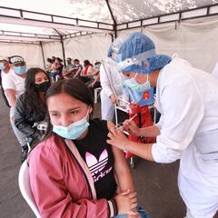 Tercera dosis contra el COVID-19: aprueban su aplicación en niños de 12 a 17 años