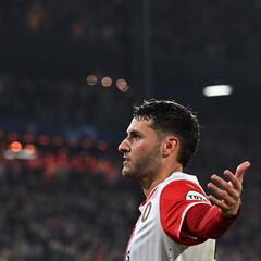 Chicharito, sobre Santi Giménez: “Tiene ángel y carisma; me veo reflejado en él”