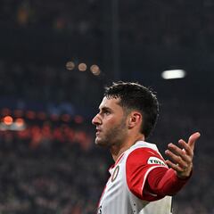 El compromiso de Santiago Giménez en la UEFA Champions League según Dennis Te Klose
