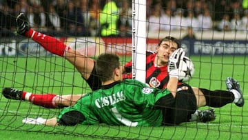 Iker Casillas, durante la final de Champions League ante el Bayer Leverkusen.