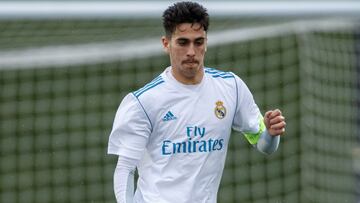 14/03/18
 PARTIDO YOUTH LEAGUE
 REAL MADRID JUVENIL A CHELSEA F.C.
 MARTIN MANUEL CALDERON GOMEZ
 
 
 
 
 
 
 
 