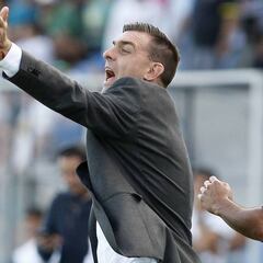 El radical cambio de Guede con Fierro y Barroso tras un año en Colo Colo