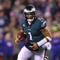 Where did Jalen Hurts play college football? When was he drafted?