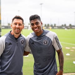 Emerson: “La primera vez que vi a Messi sudé de nervios”