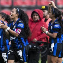 Las ´Gallitas´ golean en casa a las ´Laguneras´ de Torreón