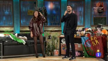 Dulceida y David Broncano sellan la paz en ‘La Revuelta’ tras su polémica: “Te hice la cruz”