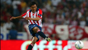 ¿Qué fue del 'tiburón' Sánchez?, todavía lleva en el corazón a Chivas