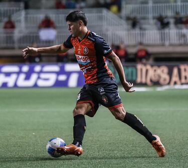 “Me gusta el fútbol chileno y el país... Acá, a diferencia de Argentina, todos juegan en estadios muy lindos” 