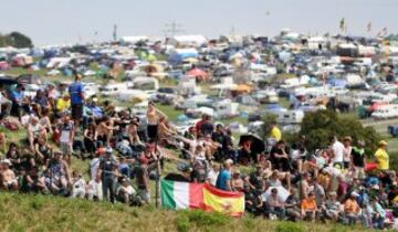 Espectadores en el circuito de Sachsering.