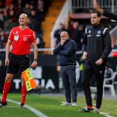 Manolo: “¿El VAR? Igual han ido al bar del Gol Norte o el Gol Sur"