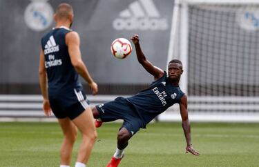 Real Madrid round-up: International duty, Vinicius, Lopetegui, Champions League...