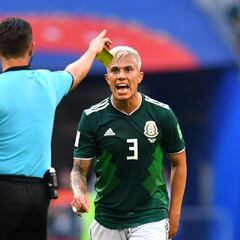 Carlos Salcedo, con pretendiente fuera de México