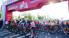 Imagen de la salida del Desafío China by La Vuelta.