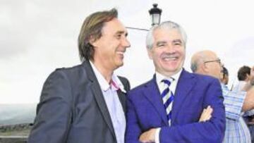 <b>TRANQUILIDAD. </b>El presidente del Racing transmitirá hoy al míster su confianza en el trabajo.