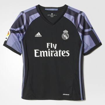 Las 50 playeras de fútbol en negro que te encantaría tener