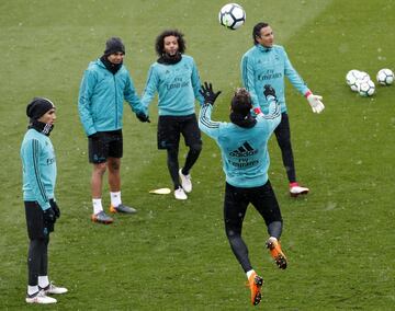 El Madrid entrena con todo esperando al Girona