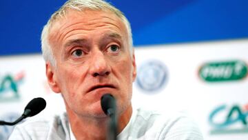 EPA7314. NIZA (FRANCIA), 31/05/2018.- El entrenador de la selección francesa de fútbol, Didier Deschamps, ofrece una rueda de prensa en Niza (Francia), hoy, 31 de mayo de 2018. Francia se enfrentará a Italia en un partido amistoso el