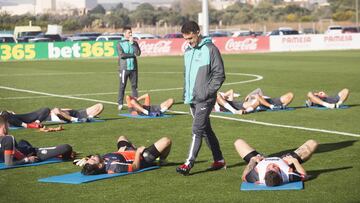 19/12/18 ENTRENAMIENTO DEL VILLARREAL 
 LUIS GARCIA PLAZA
 
 