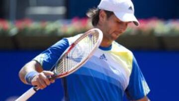El tenista español Fernando Verdasco se despide del torneo tras caer ante Ernest Gulbis.