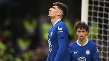 Kai Havertz, jugador del Chelsea, se lamenta tras fallar una ocasión ante el Leeds United.