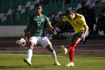 Los dirigidos por Reinaldo Rueda se llevaron un punto tras su visita al Hernando Siles de La Paz. El encuentro se fue con un empate sin goles en la primera parte, en el segundo tiempo, Roger Martínez abrió el marcador al minuto 69. Los locales empataron al 83' a través de Fernando Saucedo. 