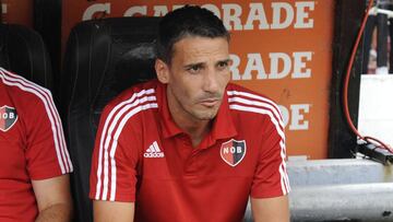 Vojvoda asumirá el martes como interino en Newell's