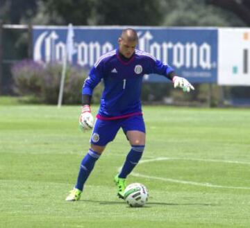 Gibran Lajud, portero de Xolos.