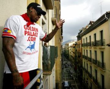 Rodman lleg車 a correr en los San Fermines de Pamplona. Un hombre de multiples caras y facetas.