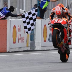 Rossi no escapó de las garras del insaciable Márquez