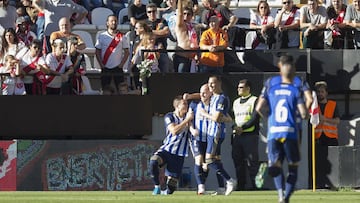 Isi se reencontró con el gol en Vallecas