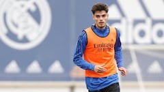 Miguel Guti&eacute;rrez, en un entrenamiento del Castilla.