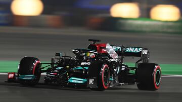 Hamilton durante el GP de Qatar en Losail.