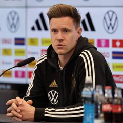 Ter Stegen “roba” el 1 a Neuer