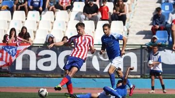 Ilias Kostis, durante el partido entre el Melilla y el Atleti B.