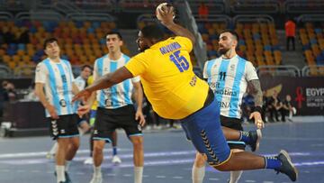 Mvumbi, el pivote congole?o que se ha hecho viral en el Mundial