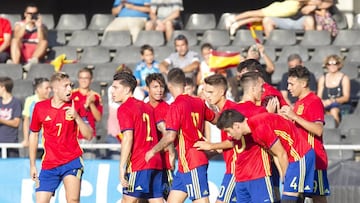 La Sub 21 celebrando uno de los goles.