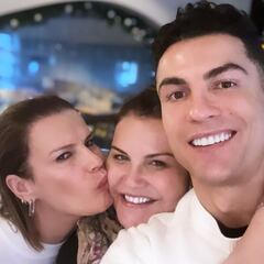 Las hermanas de Cristiano se vuelcan con él en su peor momento en el United