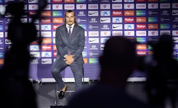 Presentación del nuevo jugador del Atlético de Madrid, Söyüncü.