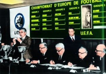 El sorteo de la IV Eurocopa tuvo lugar el día 20 de marzo de 1970 en un hotel de Roma. 
