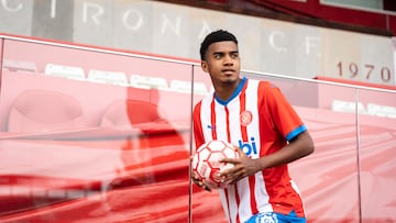 Jhon Solís hace su debut con el Girona.