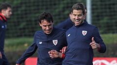 Primer entrenamiento de Íñigo Martínez tras la tormenta