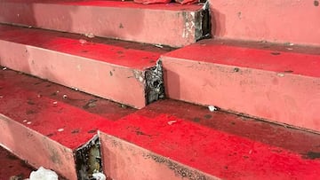 Estado de la grada del estadio de Independiente de Avellaneda.