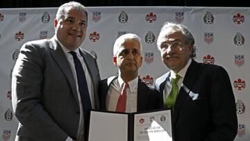 México, Estados Unidos y Canadá presentan candidatura para el Mundial 2026